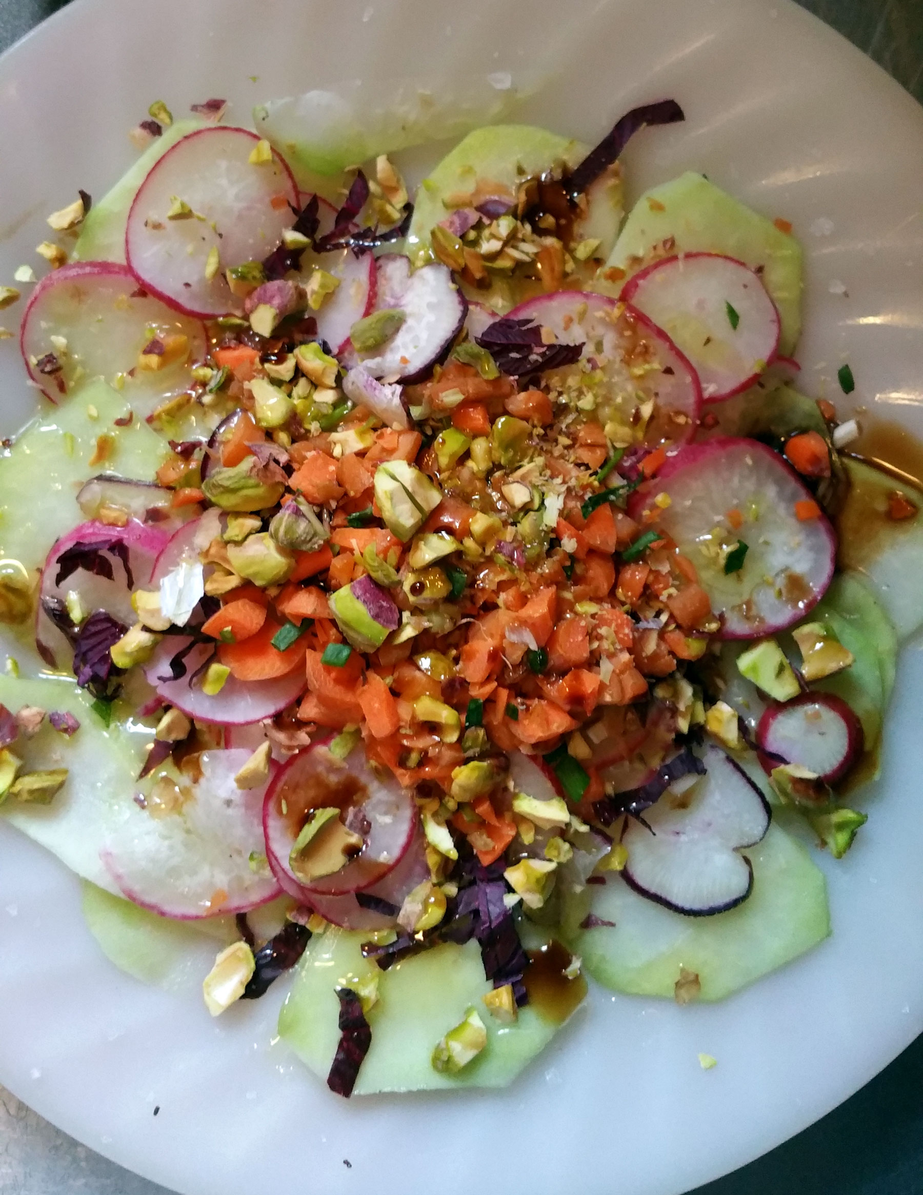 Kohlrabi  Crunch Salad